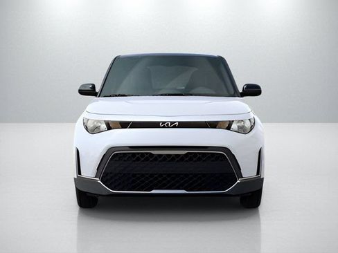 Used 2025 Kia Soul S FWD image 2