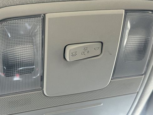 Certified 2023 Kia Forte LXS w/ LXS Technology Package image 24