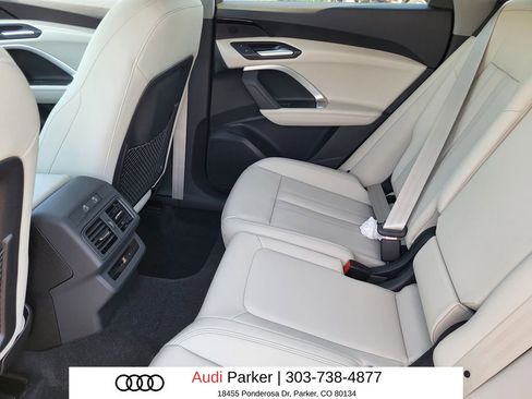 New 2025 Audi Q5 Premium AWD/4WD image 9