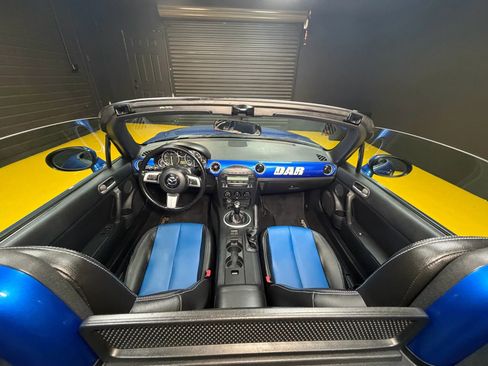 Used 2006 MAZDA MX-5 Miata Sport image 15