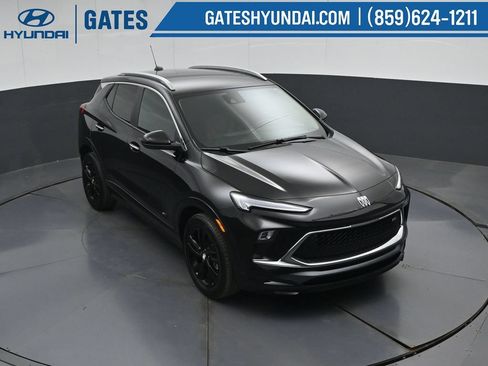 Used 2025 Buick Encore GX Sport Touring FWD image 43