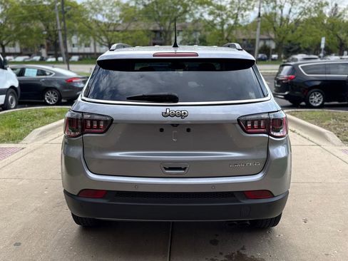 Used 2021 Jeep Compass Limited FWD image 5
