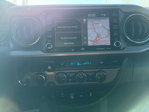 Used 2023 Toyota Tacoma TRD Pro AWD/4WD image 17