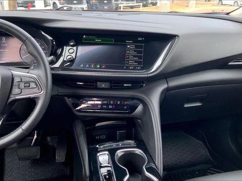 Used 2023 Buick Envision Essence image 7