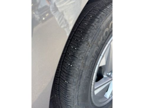 Certified 2024 Hyundai Elantra SE image 25