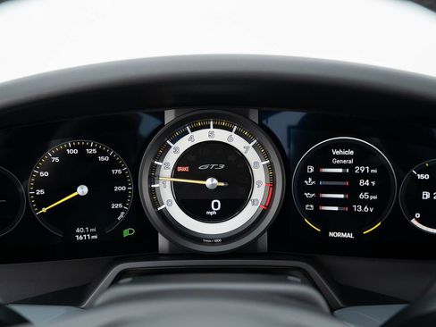 Used 2024 Porsche 911 GT3 image 25