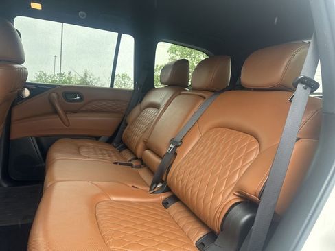Used 2024 INFINITI QX80 Sensory w/ Cargo Package AWD/4WD image 15