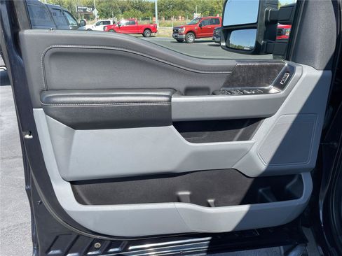 Used 2022 Ford F150 XLT w/ Equipment Group 302A High AWD/4WD image 11