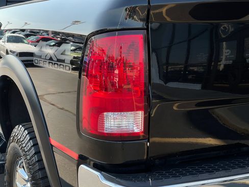 Used 2018 RAM 2500 Tradesman w/ Chrome Appearance Group AWD/4WD image 30