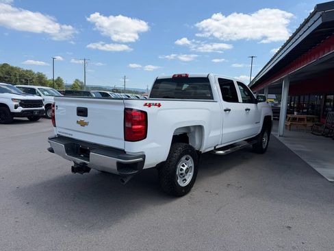 Used 2019 Chevrolet Silverado 2500 W/T w/ WT Convenience Package AWD/4WD image 4