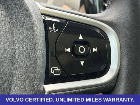 Certified 2023 Volvo XC60 B5 Plus w/ Climate Package AWD/4WD image 17