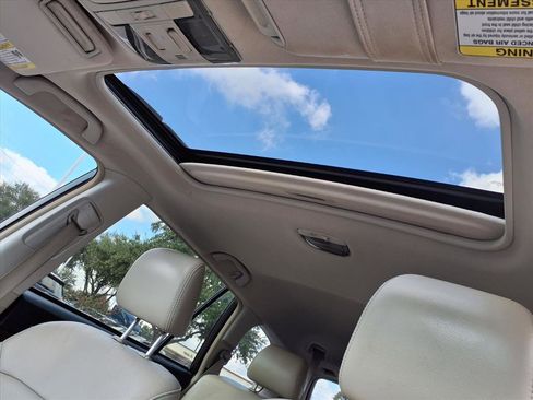 Used 2014 Subaru Outback 2.5i Limited image 5