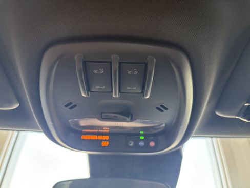 New 2026 Chevrolet Trax RS w/ Sunroof Package image 21