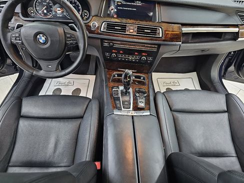 Used 2014 BMW 750Li image 29