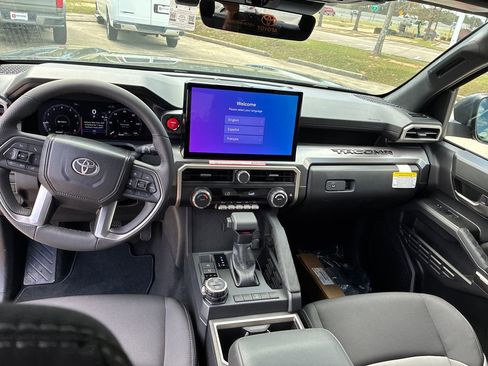 New 2026 Toyota Tacoma TRD Off-Road image 17