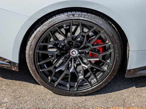 Used 2023 BMW M4 CSL RWD image 6