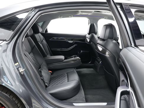 Used 2023 Audi S8 w/ S8 Comfort Plus Package AWD/4WD image 68