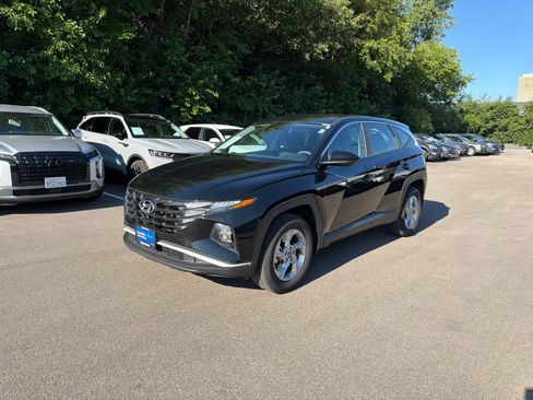 Used 2024 Hyundai Tucson SE AWD/4WD image 4