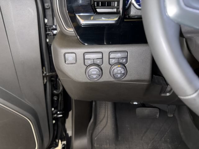 Used 2024 Chevrolet Silverado 1500 RST w/ Convenience Package II AWD/4WD image 8