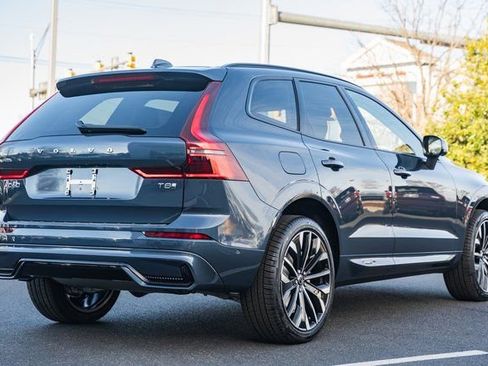 New 2026 Volvo XC60 T8 Ultra w/ Protection Package Premier image 4
