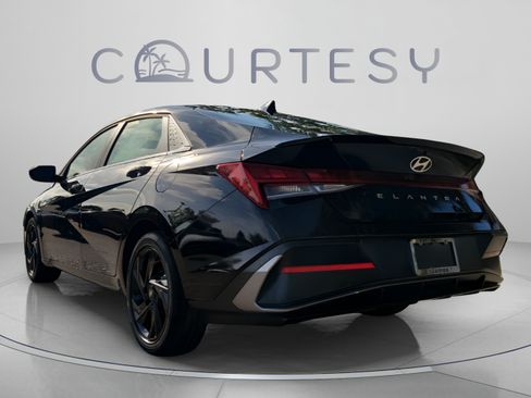 New 2026 Hyundai Elantra SEL Sport Premium FWD image 3