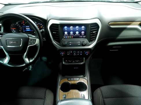 Used 2020 GMC Acadia SLE w/ Driver Convenience Package FWD image 19