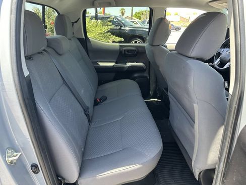 Used 2021 Toyota Tacoma SR5 RWD image 13