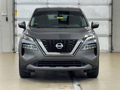 Used 2022 Nissan Rogue SV AWD/4WD image 2
