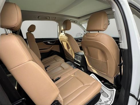 Used 2020 Audi Q7 3.0T Premium Plus w/ Premium Plus Package image 14