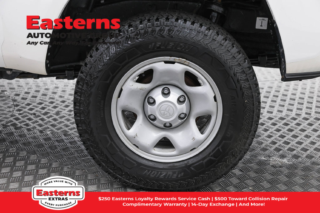 Used 2023 Toyota Tacoma SR RWD image 32