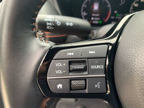 Used 2025 Honda HR-V Sport image 25