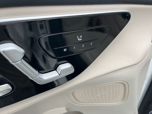 Certified 2026 Mercedes-Benz GLC 300 4MATIC image 22