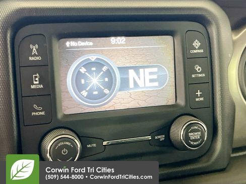 Used 2018 Jeep Wrangler Unlimited Sport S AWD/4WD image 20