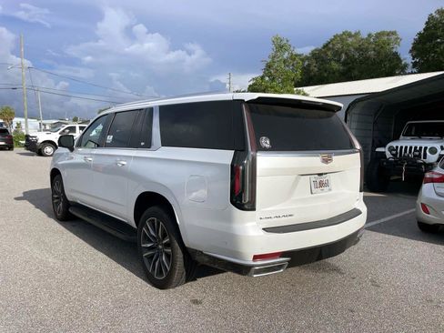Used 2022 Cadillac Escalade ESV Premium Luxury w/ LPO, Floor Liner Package AWD/4WD image 3