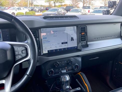 Used 2022 Ford Bronco Badlands w/ Sasquatch Package image 7