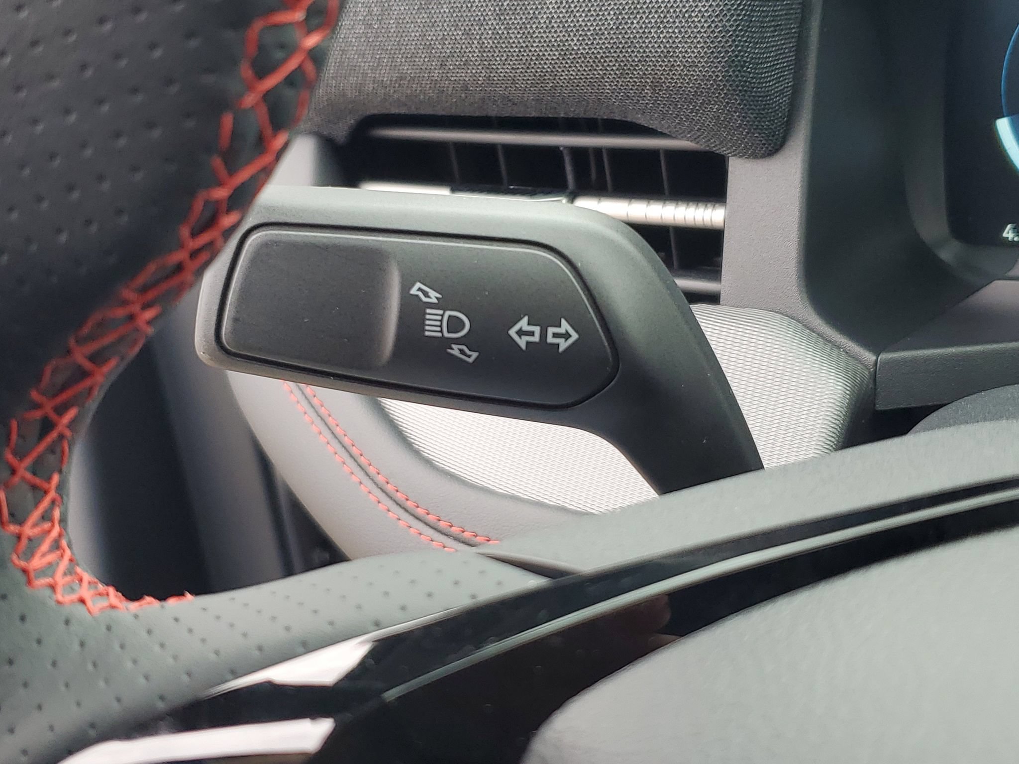 New 2027 Ford Explorer ST-Line AWD/4WD image 26