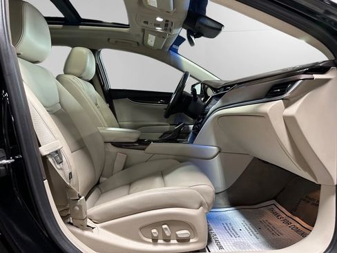 Used 2016 Cadillac XTS Luxury w/ Driver Awareness Package image 20