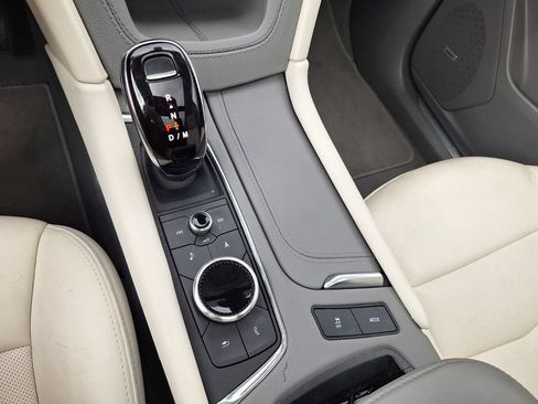 Certified 2023 Cadillac XT5 Premium Luxury FWD image 15
