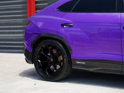 Used 2024 Lamborghini Urus Performante image 4
