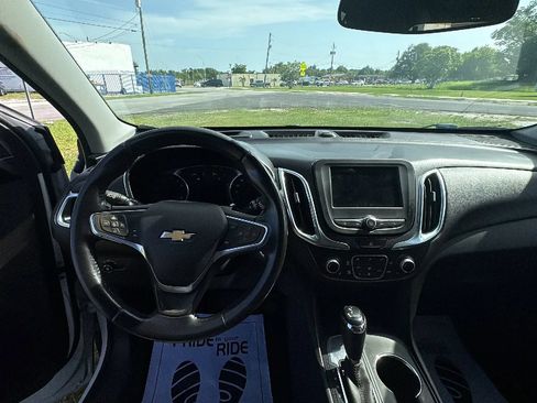Used 2019 Chevrolet Equinox LT w/ Driver Convenience Package FWD image 14