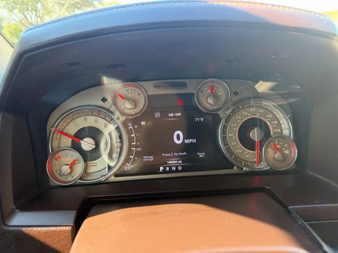Used 2017 RAM 3500 Laramie Longhorn AWD/4WD image 17