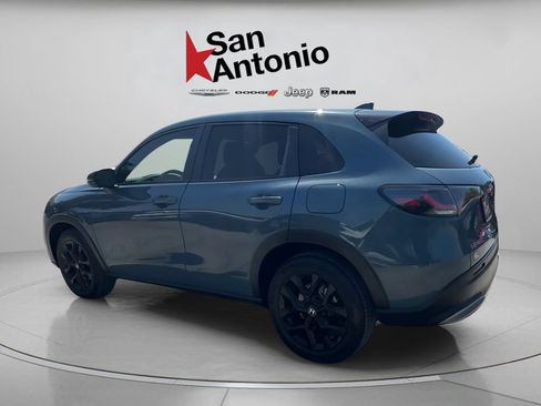 Used 2025 Honda HR-V Sport image 10