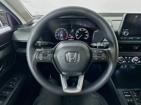 Used 2024 Honda CR-V EX image 11