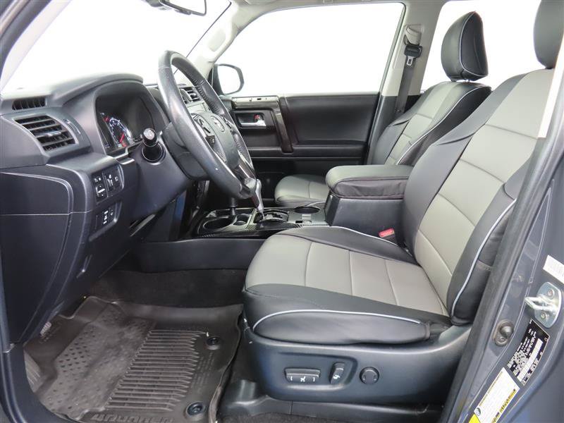 Used 2024 Toyota 4Runner TRD Off-Road AWD/4WD image 11