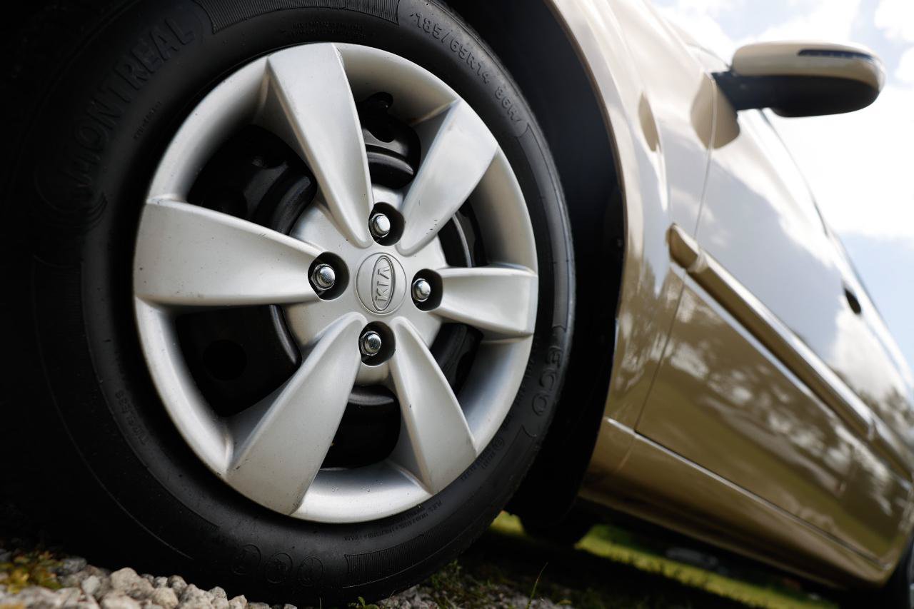 Used 2010 Kia Rio LX w/ Value Pkg FWD image 29