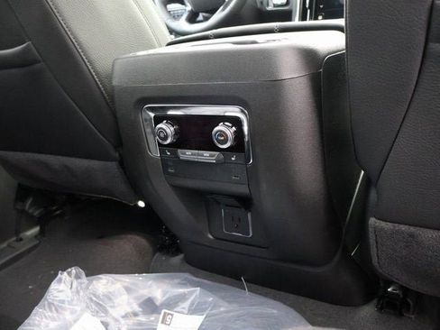 New 2026 GMC Yukon XL Denali w/ Sun & Power Step Package AWD/4WD image 14