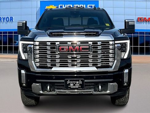 Used 2025 GMC Sierra 2500 Denali w/ Denali Reserve Package image 2