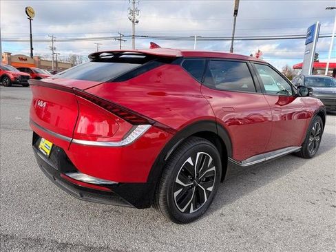 Used 2022 Kia EV6 Wind image 9