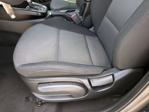 Certified 2023 Kia Soul LX w/ LX Technology Package FWD image 20