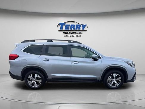 Certified 2025 Subaru Ascent Premium AWD/4WD image 1